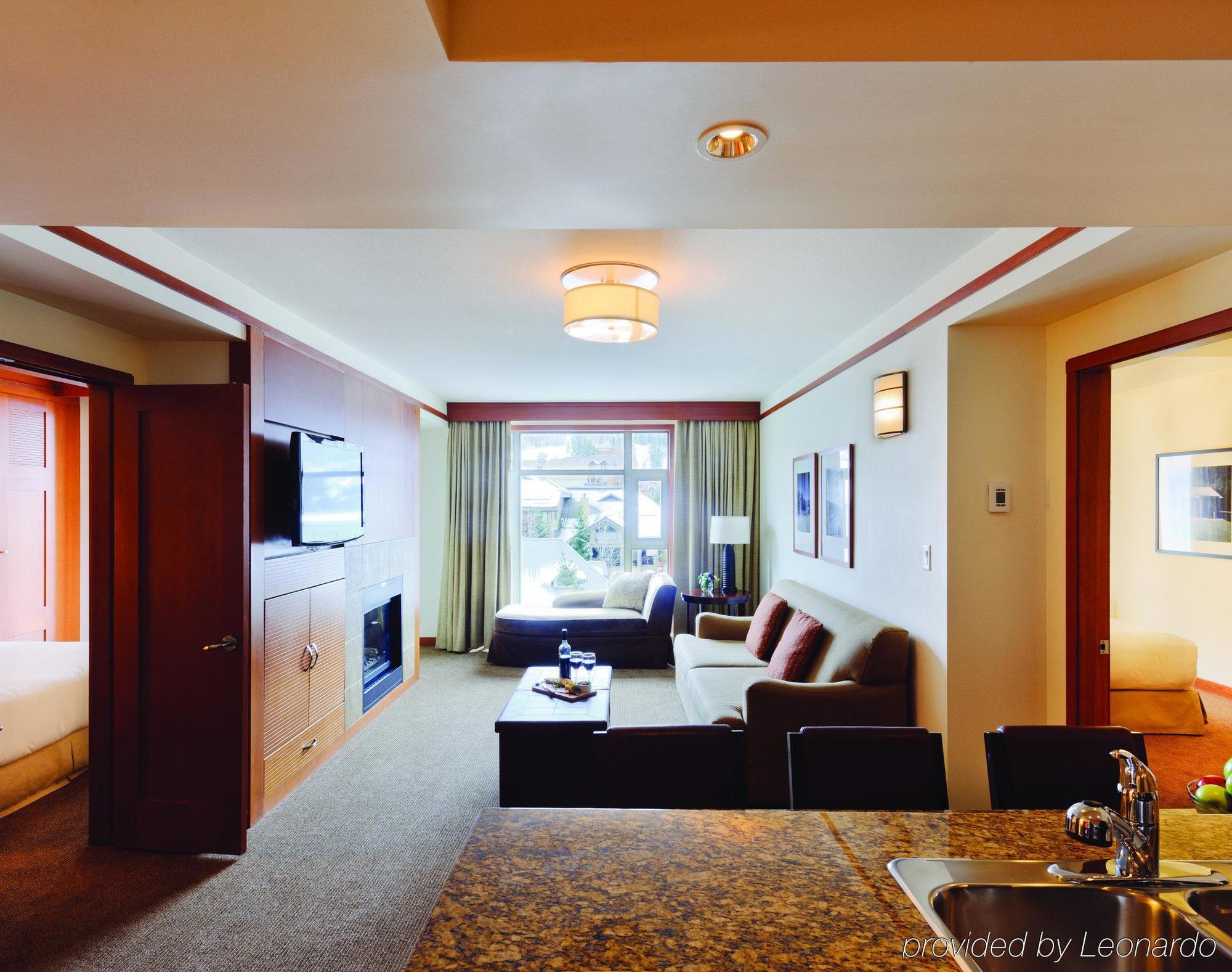 Pan Pacific Whistler Village Centre Phòng bức ảnh
